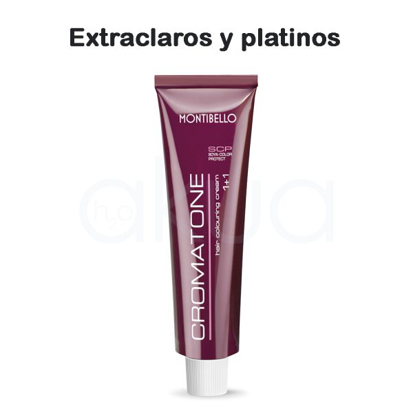 Tinte Cromatone extraclaro y platino Montibello el color predominante en la imagen es burdeos o vino tinto con acabado brillante, presente tanto en el tubo como en la caja del producto. Los textos y detalles están impresos en blanco H2o Akua