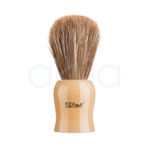 Brocha afeitado Barber line de color beige claro con acabado brillante, mientras que las cerdas presentan tonos marrón claro y beige H2o Akua