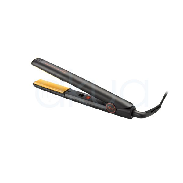 Plancha ghd Original Styler El color predominante es negro en el cuerpo de la plancha alisadora, incluyendo el mango, la carcasa y el cable. Dorado: Las placas alisadoras, tanto la superior como la inferior, son de color dorado, lo que aporta un contraste con el negro del cuerpo. Rojo: El botón circular cerca de la base del mango tiene un borde rojo y el logotipo "ghd" en el centro también es de color rojo. Gris oscuro: Algunos detalles en la zona de la bisagra y el cable presentan un tono gris oscuro. H2o Akua