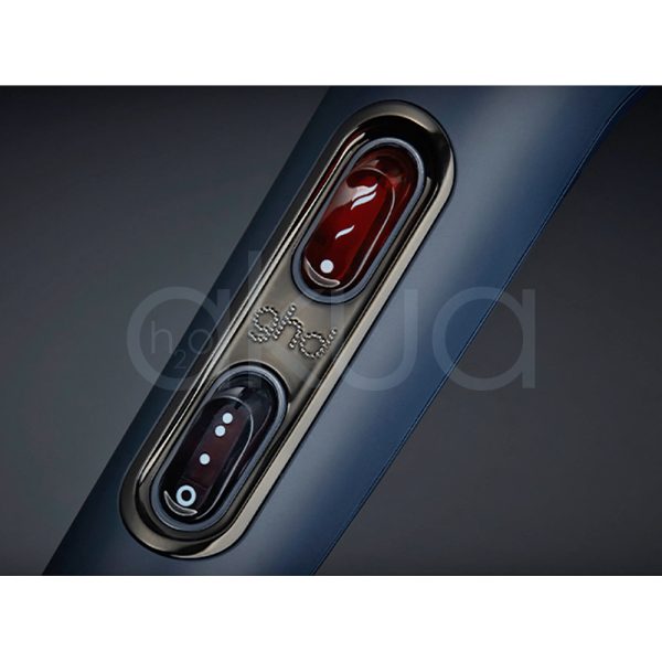 Secador ghd Helios Azul cuerpo donde predomina el color azul con detalles plateados y boton rojo en el mango H2o Akua
