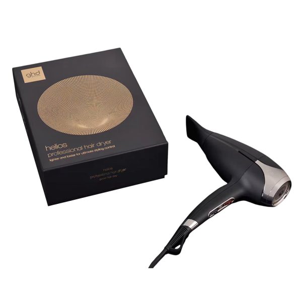Secador ghd Helios negro cuerpo de color principal negro con detalles en plateado y boton rojo en mango H2o Akua