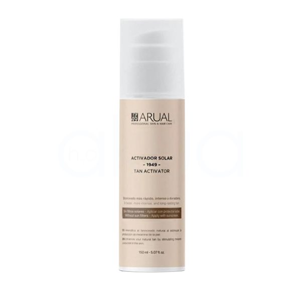 Activador Solar Arual El color predominante del envase es beige claro, con el dispensador y la tapa en blanco translúcido. Los textos impresos en el envase son principalmente en negro, con algunos detalles en marrón oscuro y gris H2o Akua