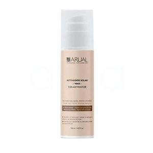 Activador Solar Arual El color predominante del envase es beige claro, con el dispensador y la tapa en blanco translúcido. Los textos impresos en el envase son principalmente en negro, con algunos detalles en marrón oscuro y gris H2o Akua