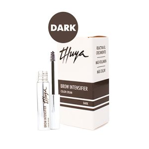 Brow intensifier DARK thuyaEl fondo de la caja y el envase son de color blanco. Hay una franja horizontal marrón oscuro en la parte inferior de la caja y en la etiqueta del envase, indicando el tono "Soft". El texto del logotipo "Thuya" y las indicaciones del producto están impresos en negro, proporcionando contraste y legibilidad. El tapón del envase es de color plateado brillante. H2o Akua