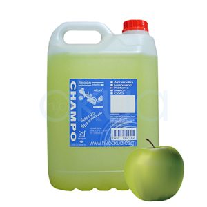 Champu manzana garrafa 5l H2oaKua Envase de champú de tamaño profesional (probablemente de 5 litros) con tapón rojo y etiqueta azul. El líquido en su interior es de color verde claro, y junto al envase aparece una manzana verde, indicando que el champú es de aroma o extracto de manzana.