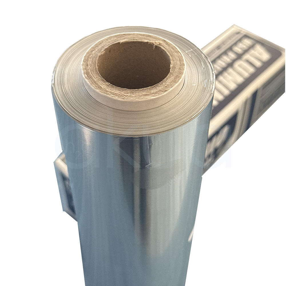 Papel aluminio profesional 300m H2oAkua.El color predominante es plata (del papel aluminio), combinado con una caja de color blanco y detalles rojos en la parte frontal.