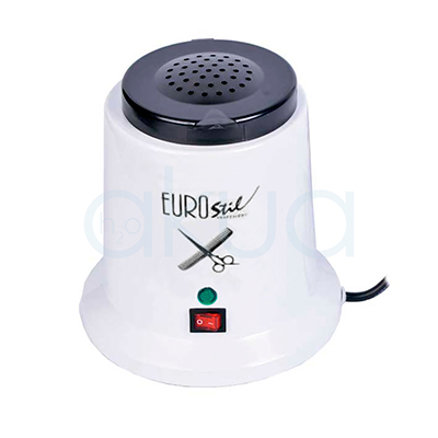 Esterilizador de cuarzo Eurostil. Aparato de color blanco con tapa superior negra. En la parte inferior frontal se encuentran un interruptor de encendido/apagado (color rojo) y una luz piloto indicadora (color verde). El diseño es compacto y funcional, con base ancha y estable. H2o Akua