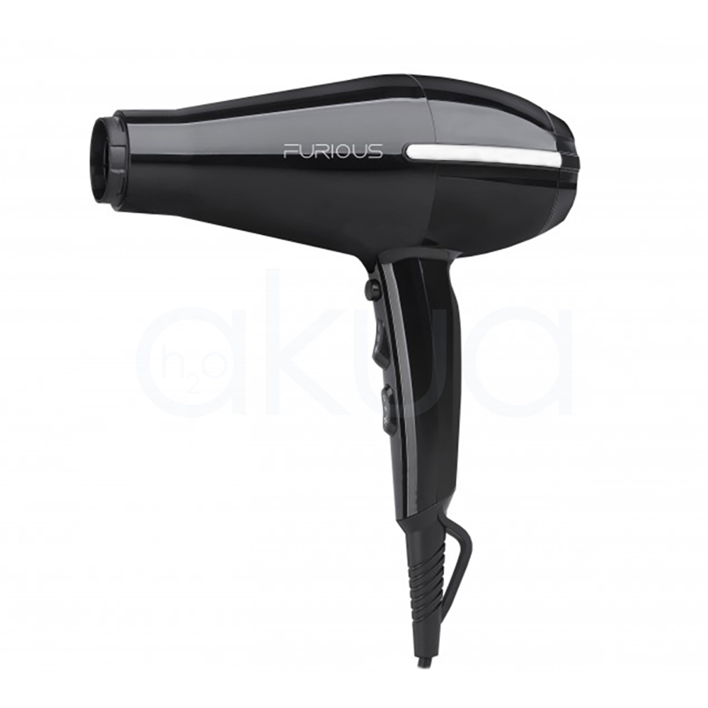 Secador Furious Eurostil 2200W. Presenta un diseño tipo pistola, con líneas modernas y acabado brillante en color negro; incluye detalles en blanco y la marca "Furious" en letras plateadas sobre el lateral. Su forma es ergonómica, compacta y cuenta con botones de control integrados en el mango, ideal para manejo profesional. H2o Akua