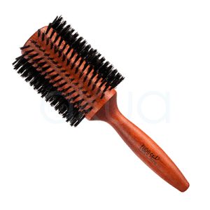 Cepillo redondo madera 45mm mezcla jabalí 00596. Hecho de madera con cerdas en mezcla de jabalí. Este cepillo tiene un diseño clásico de mango ergonómico y cerdas densamente distribuidas, para dar forma al cabello. H2o Akua