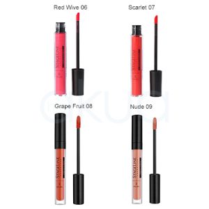 Labial liquido X-Fix Lips Stageline. Se muestran cuatro labiales liquidos. Cada labial tiene un diseño elegante con tapa negra y el nombre de la marca a lo largo del cuerpo, la textura líquida y el formato con aplicador facilitan una aplicación precisa, intensa y uniforme en los labios. La imagen está diseñada para comparar directamente los tonos y acabado de cada uno en la gama. H2o Akua