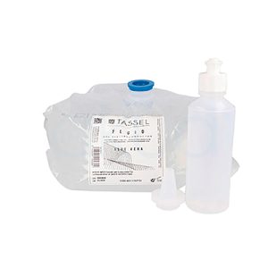 Bolsa gel Electroconductor 5 litros Tassel 07617. La imagen muestra una bolsa flexible transparente de 5 litros de gel electroconductor de la marca Tassel, identificada con una etiqueta frontal donde se leen el nombre de la marca y del producto. Delante de la bolsa aparece un frasco aplicador de plástico translúcido con tapón dosificador y un pequeño embudo blanco, accesorios pensados para trasvasar el gel desde la bolsa y aplicarlo de forma cómoda en tratamientos estéticos o aparatología. H2o Akua