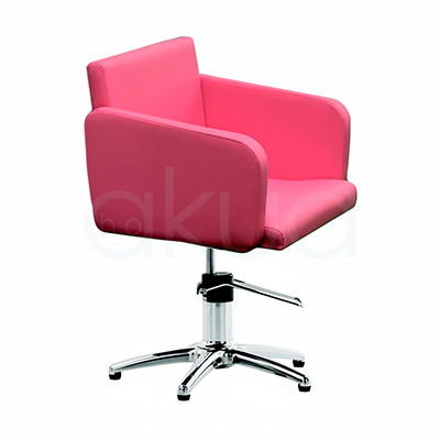 Sillon Pink up rosa 06477/70. Sillón de peluquería visto de tres cuartos, con un diseño minimalista y moderno en color rosa fucsia brillante. H2o Akua 