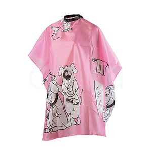 Capa infantil rosa 02508/70 Es un modelo infantil estampado con perritos cartoon diseñada para peluquerías/barberías de mascotas o niños. Color base: Rosa fucsia brillante translúcido (nylon ligero, efecto satinado). H2o Akua