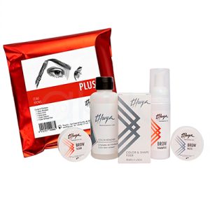 Kit Bronws Plus Thuya. Kit Bronws Plus Thuya. La imagen muestra el Kit Brows Plus de Thuya, un conjunto profesional para laminación y coloración de cejas dispuesto sobre fondo blanco puro. En primer plano destaca la bolsa roja principal con diseño de ojos femeninos y texto "Brows Plus Lamination", rodeada de sus cinco componentes ordenados simétricamente. H2o Akua La imagen muestra el Kit Brows Plus de Thuya, un conjunto profesional para laminación y coloración de cejas dispuesto sobre fondo blanco puro. En primer plano destaca la bolsa roja principal con diseño de ojos femeninos y texto "Brows Plus Lamination", rodeada de sus cinco componentes ordenados simétricamente. H2o Akua