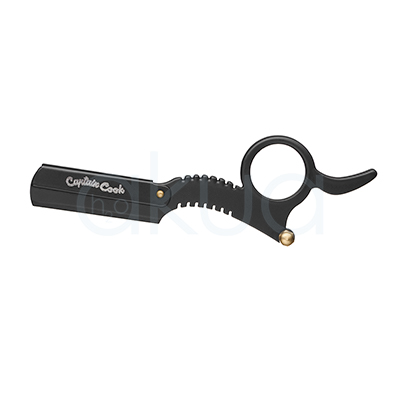 Navaja retoques Captain Cook. Navaja profesional de retoques Captain Cook en color negro mate, diseñada para perfilados y acabados de precisión. Presenta un mango ergonómico con anilla para mejor control y soporte para el dedo, además de un sistema dentado decorativo en la parte central. Su diseño compacto y ligero facilita el manejo en trabajos de barbería y peluquería profesional. Ideal para definir contornos, patillas, barba y detalles de corte con máxima precisión. H2o Akua