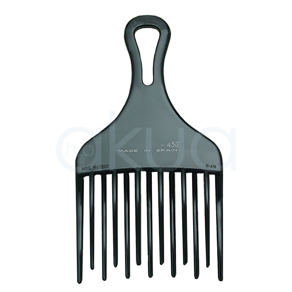 Peine afro doble H2oAkua. Peine afro profesional de color negro con púas largas y anchas, diseñado para desenredar y dar volumen al cabello rizado, afro o con textura. Tiene mango ergonómico con abertura ovalada para un mejor agarre y estructura resistente de plástico. El peine aparece centrado sobre fondo blanco.
