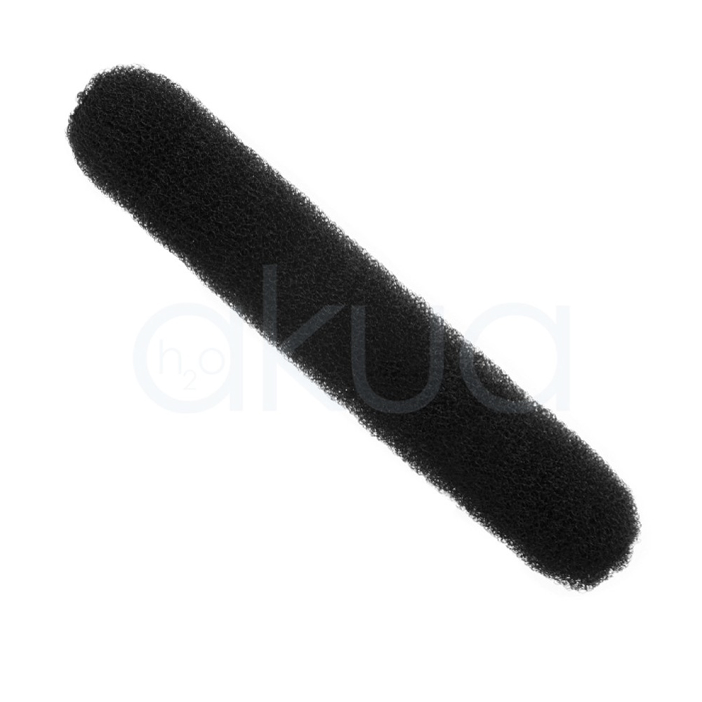 Relleno moño con corchetes H2oAkua. Relleno para moño alargado en color marrón oscuro, fabricado en material de espuma suave y ligera. Su diseño cilíndrico flexible ayuda a crear recogidos y moños con mayor volumen y fijación. Ideal para peinados elegantes y profesionales, está pensado para sujetar el cabello de forma cómoda y discreta.