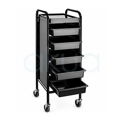 Carrito peluqueria Fanny H2oAkua. Carro auxiliar profesional de peluquería en color negro con estructura metálica y cinco bandejas extraíbles de gran capacidad. Dispone de una bandeja superior para herramientas y productos de uso frecuente, laterales cerrados para una apariencia elegante y ruedas giratorias que facilitan su desplazamiento. Su diseño vertical permite aprovechar el espacio y mantener organizados utensilios, accesorios y productos de peluquería o estética.