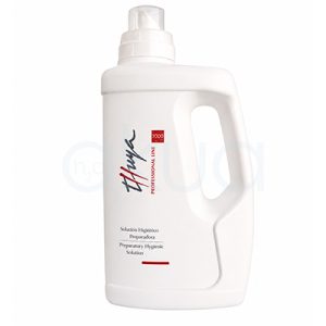 Solucion higienico preparadora Thuya 1000ml. Envase blanco de 1 litro de la línea profesional Thuya con asa ergonómica integrada y tapón dosificador. En la etiqueta frontal aparece el logotipo de Thuya en gris y rojo junto al texto "Solución Higiénico Preparadora / Preparatory Hygienic Solution". Su diseño robusto y de gran capacidad está pensado para un uso continuado en salones de belleza y centros de estética. H2o Akua